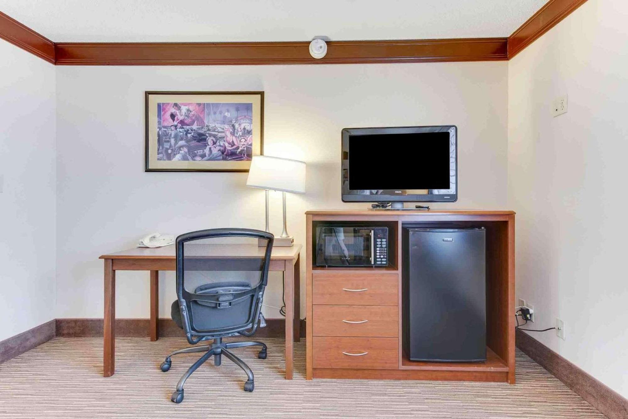 Best Western Movie Manor Monte Vista Экстерьер фото